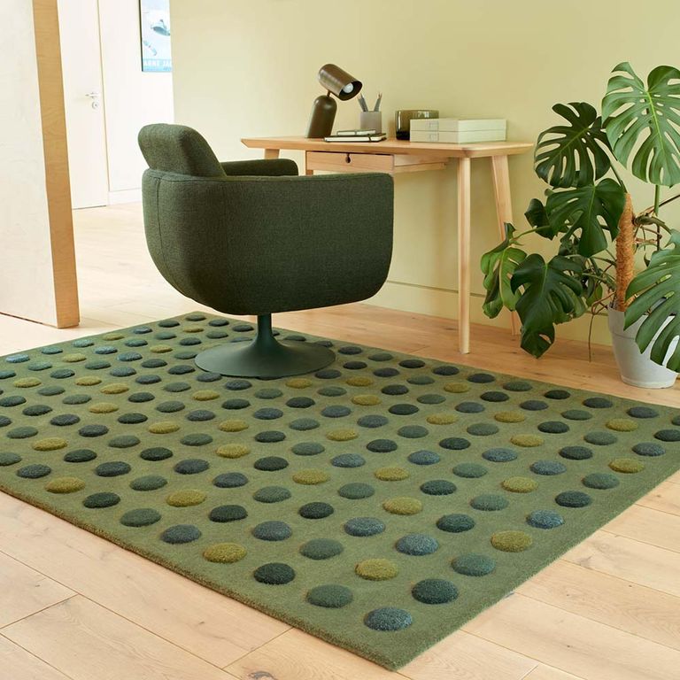 Contemporary Design Dotty Rug - Green - Sizes Available
