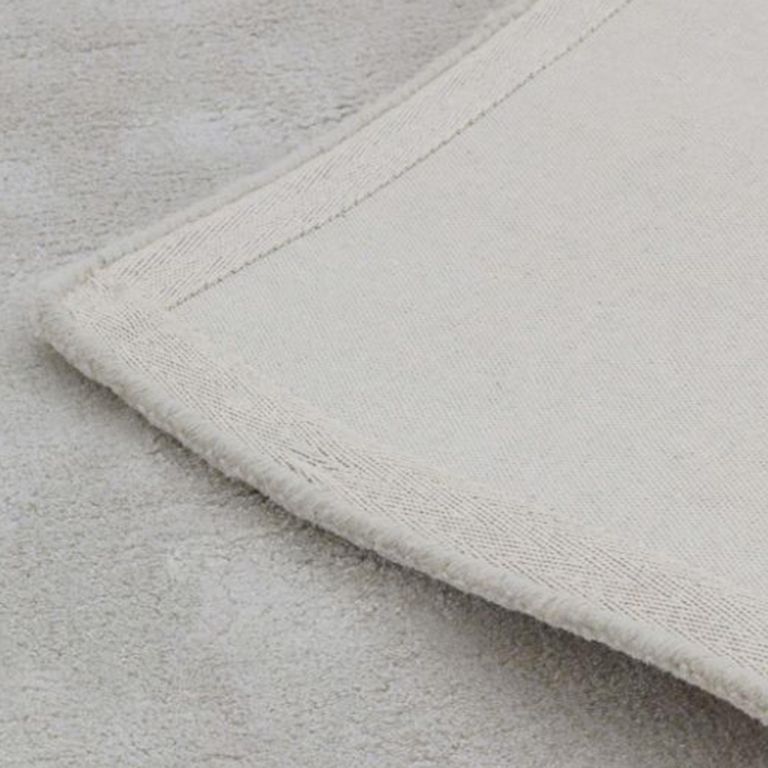 Contemporary Plain Aran Rug - Feather Grey - 120cm x 180cm