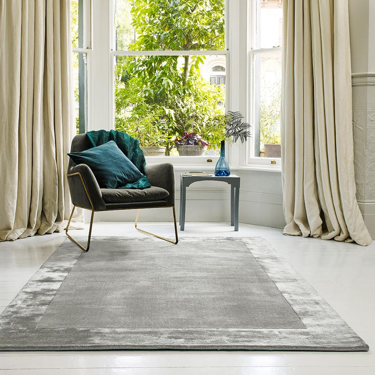 Contemporary Plain Ascot Rug - Silver - Sizes Available