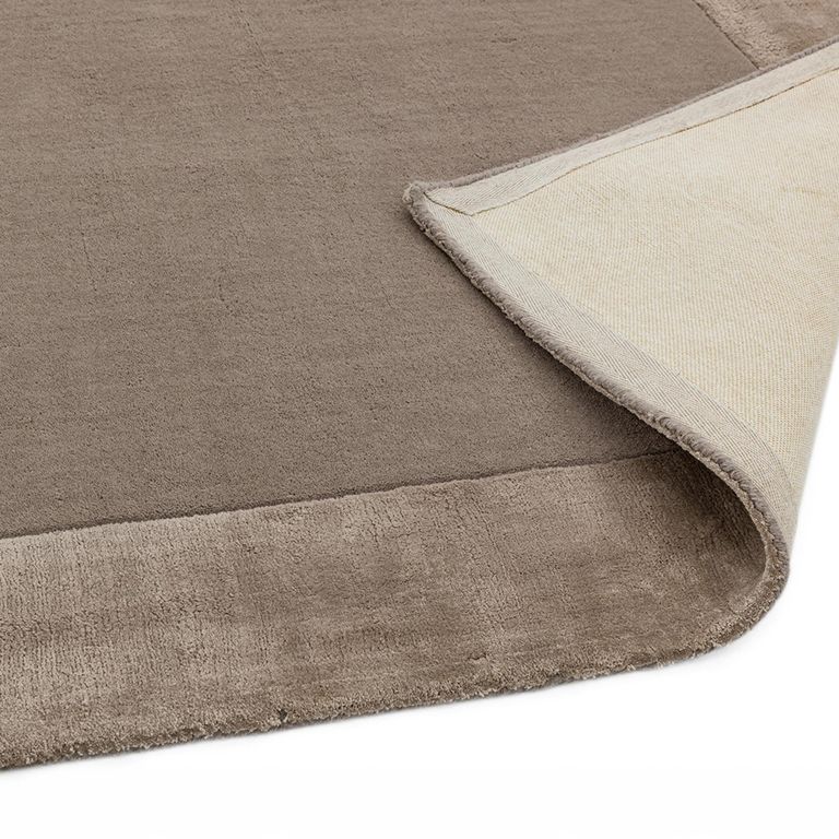 Contemporary Plain Ascot Rug - Taupe - Sizes Available