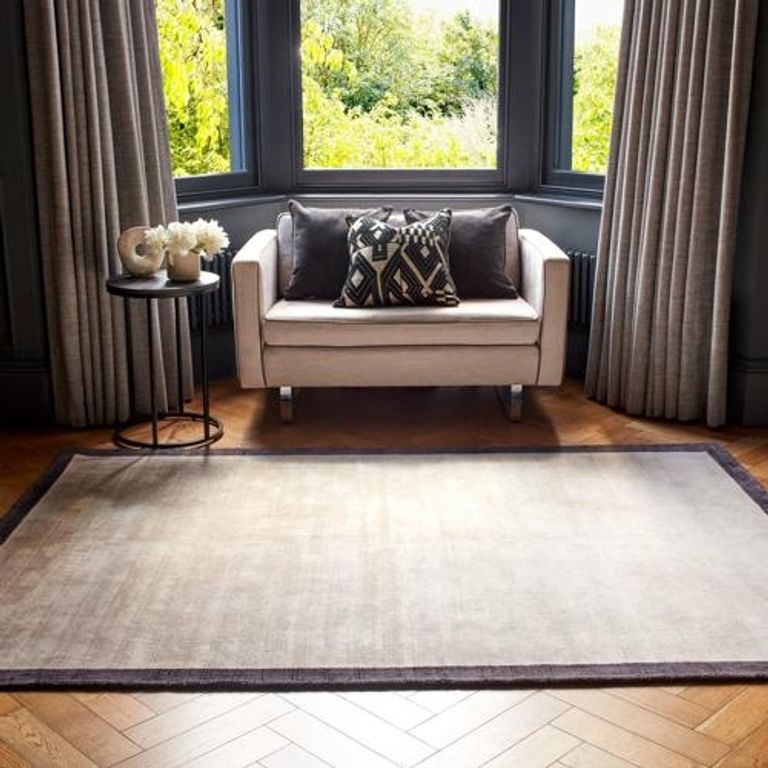 Contemporary Plain Blade Rug - Border 10 - Putty Charcoal - Sizes Available