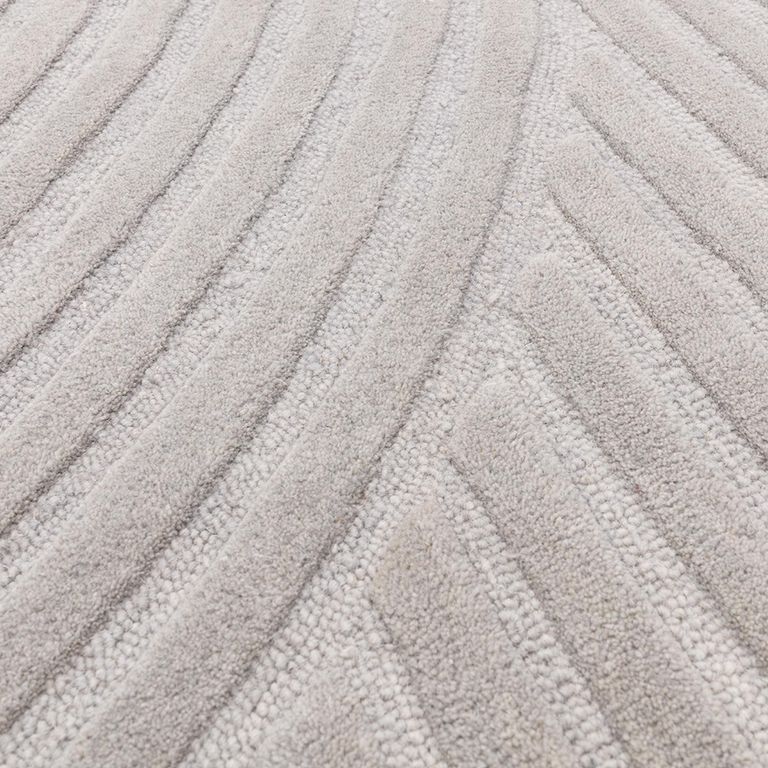 Contemporary Plain Hague Rug - Silver - Sizes Available