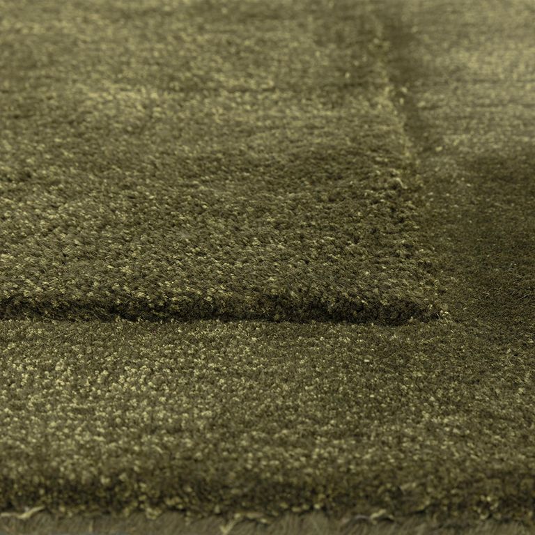 Contemporary Plain Rise Rug - Olive - Sizes Available