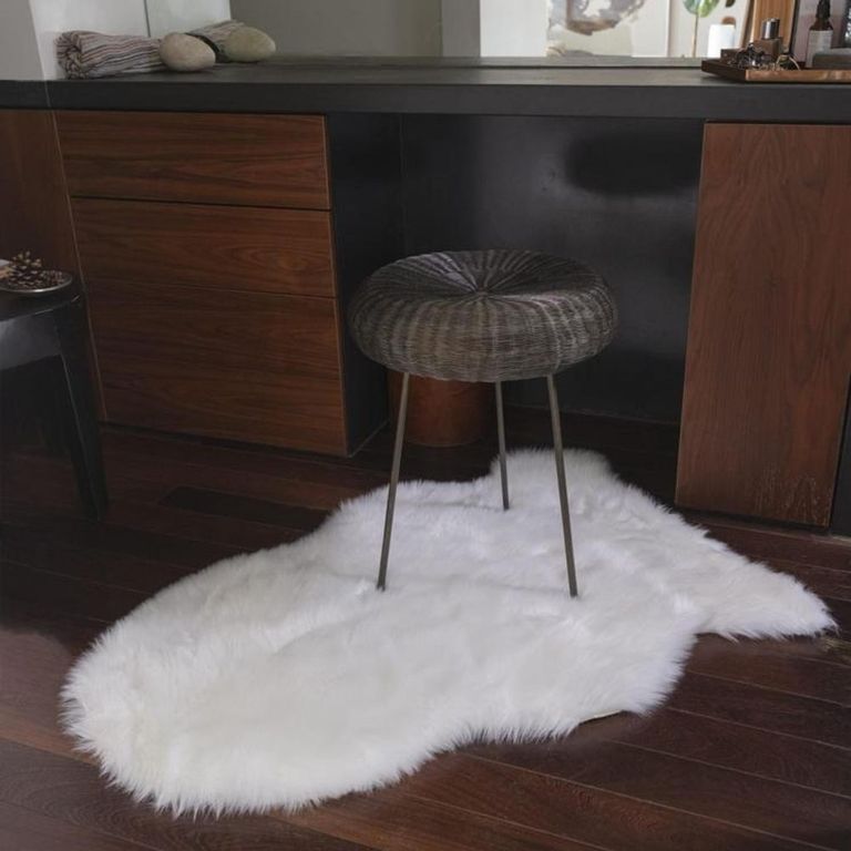 Cosy Textures Auckland Luxury Rug - White Faux Sheepskin - Sizes Available