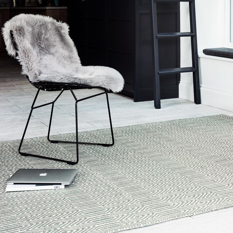 Easy Sloan Rug - Silver - Sizes Available