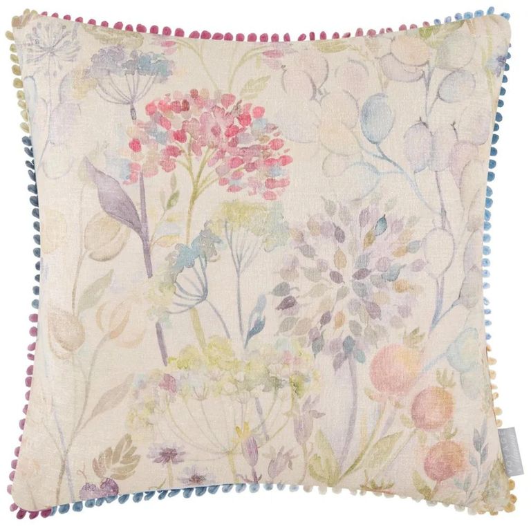 Clearance - Voyage Maison Country Cream Hedgerow Printed Square Cover - FSS16422