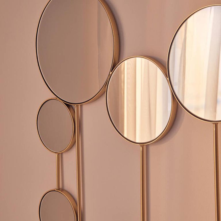 Hana Wall Mirror - Round with Gold Frame