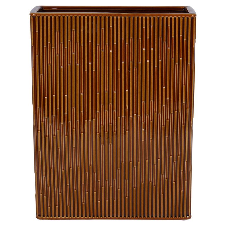 Elk Vase - Terracotta Ceramic