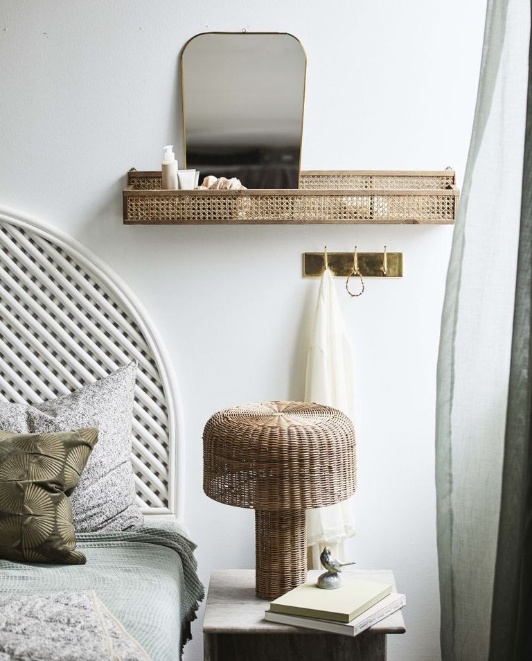 Haaoy Golden Metal 3 Hooks Coat Rack