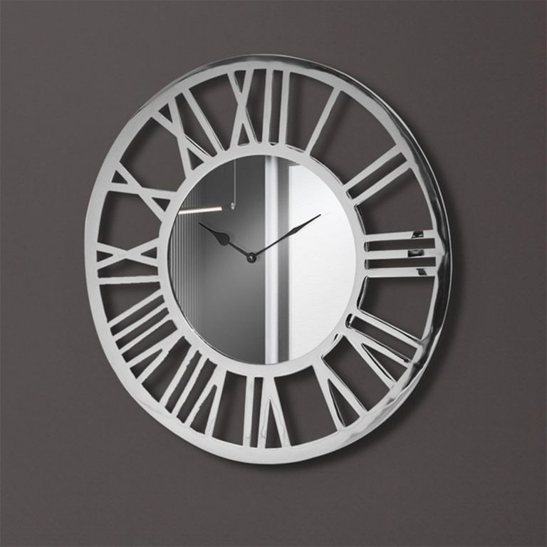 Wall Clock - Round - Silver Metal