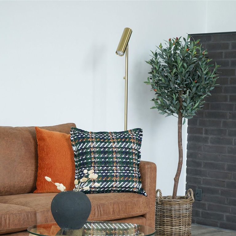 Yacolt Floor Lamp - Brass Metal
