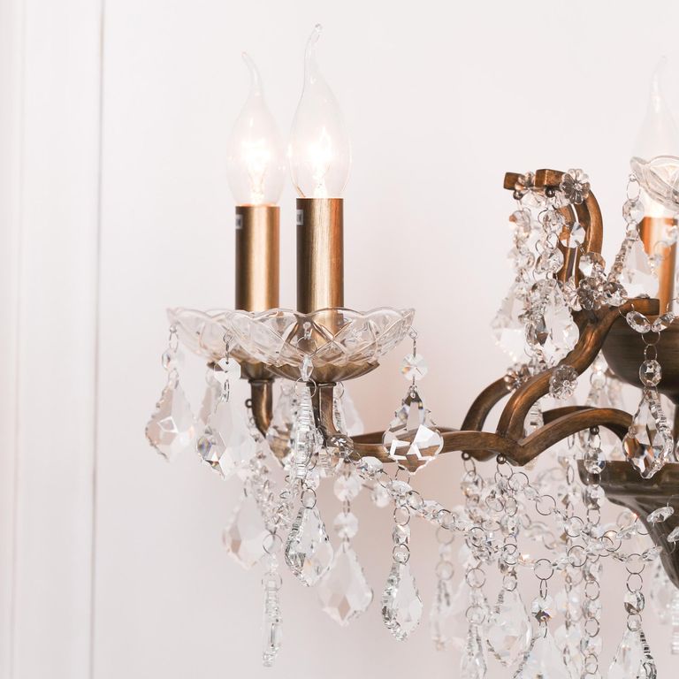 French Style Shallow Cut Glass Chandelier - Antique Gold - 6 Branch