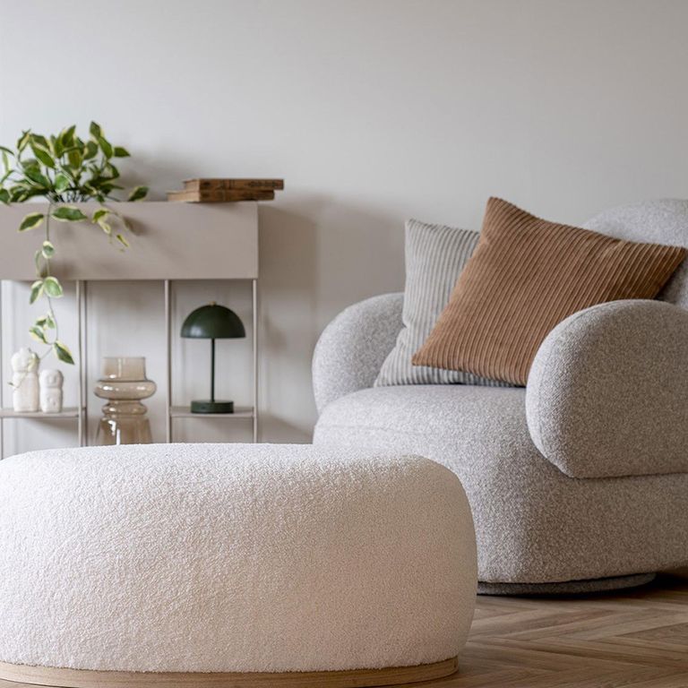 Holt Table Lamp - Green - Metal