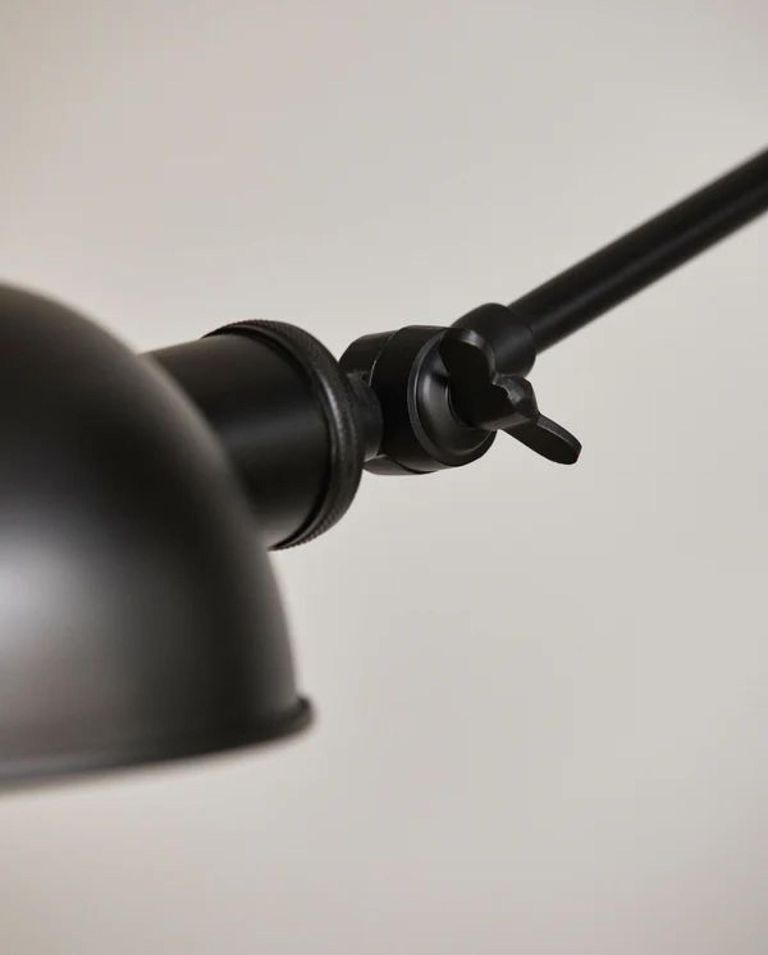 Aura Black Wall Lamp