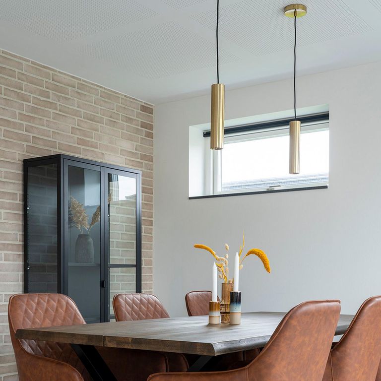 Yacolt Pendant Light - Brass Metal