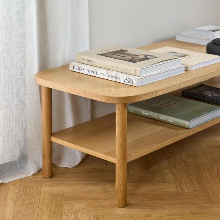 Banbury Coffee Table - Oak with Shelf