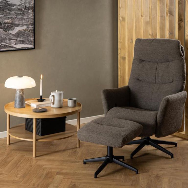 Banbury Coffee Table - Round - Oak with Shelf