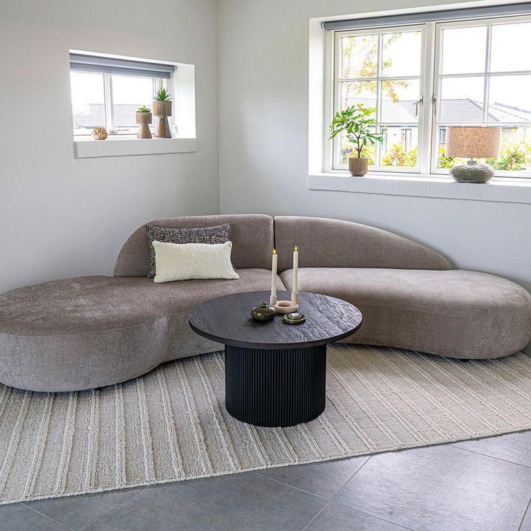 Boavista Coffee Table - Round - Fluted - Dark Wood