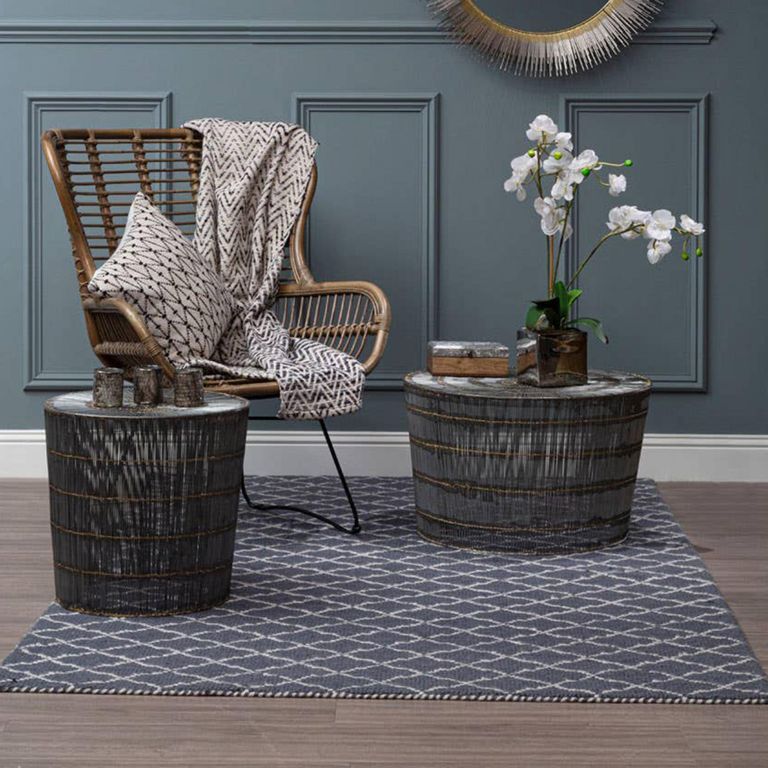 Templar Coffee Table - Round - Silver Wireframe