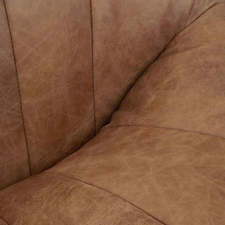 Hoxton Accent Chair - Curved - Light Brown Leather