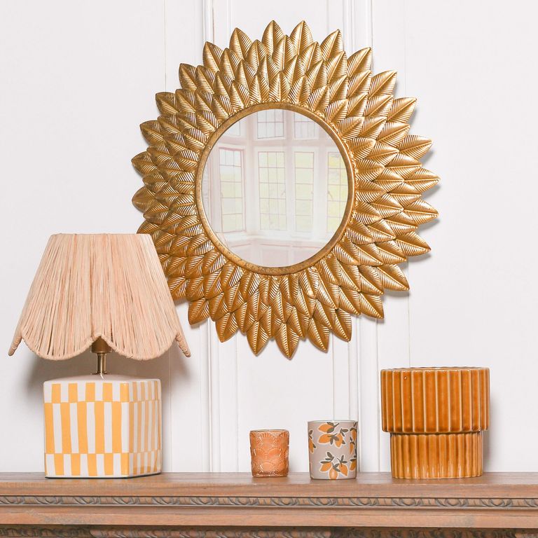 Sunflower Wall Mirror - Gold - Round - 48cm x 48cm