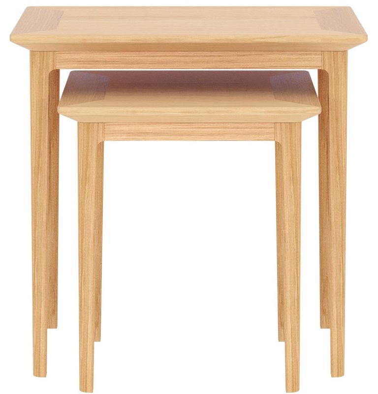 Selene Oak Nest of 2 Tables