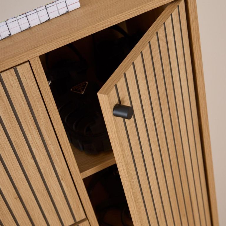 Albany Oak Ribbed 4 Door Shoe Cabinet