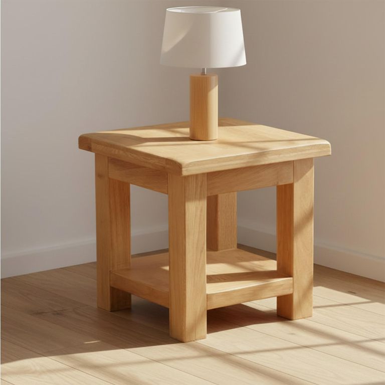 Salisbury Premium Square Lamp Table - with Shelf - Oak