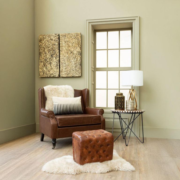 Artisan Side Table - Round - Brown Acacia Wood with Metal Hairpin Legs