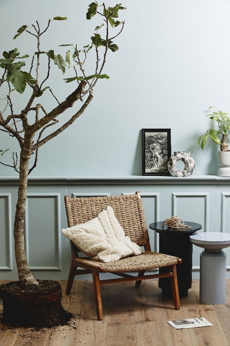 Erie Black Marble Round Side Table