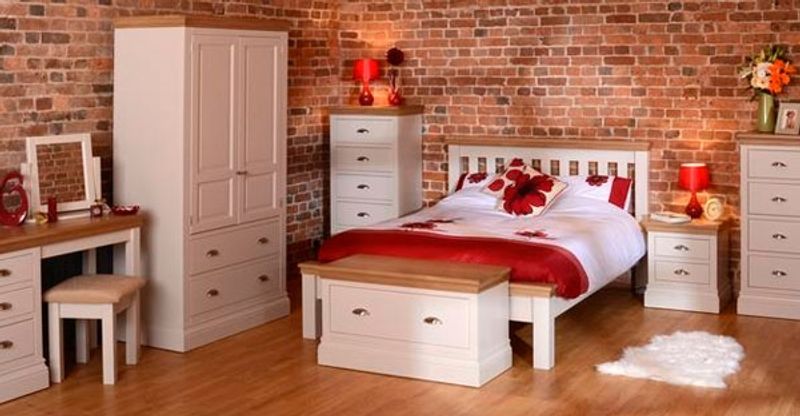 Versailles Ivory Painted