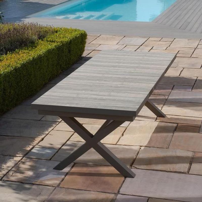 Maze Rattan Furniture Vienna