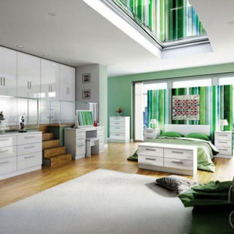 Knightsbridge High Gloss White