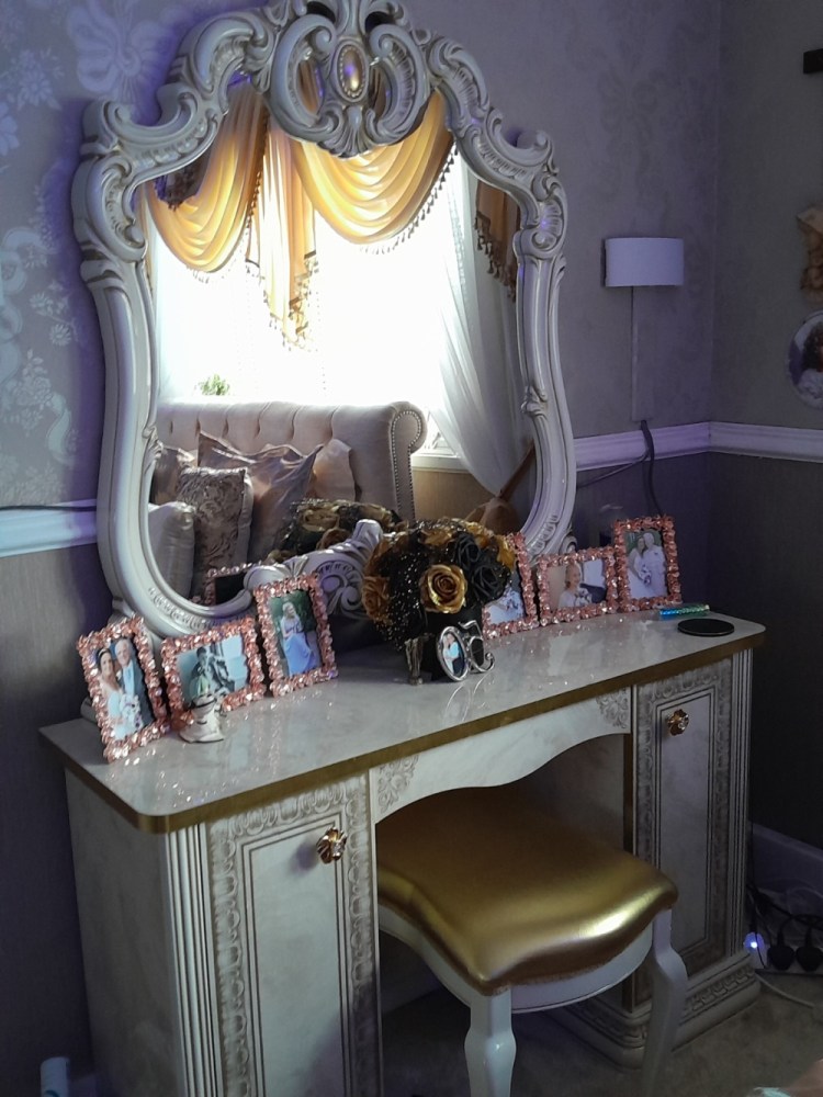 Leonardo Dressing Table - Double Pedestal - Ivory Gloss and Gold