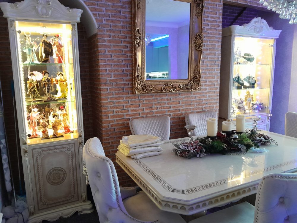 Leonardo Dressing Table - Double Pedestal - Ivory Gloss and Gold