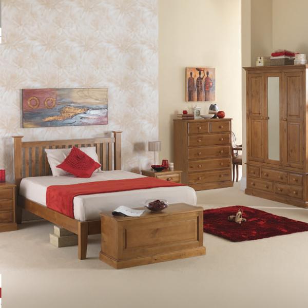 Hermitage Henbury Pine Bedroom
