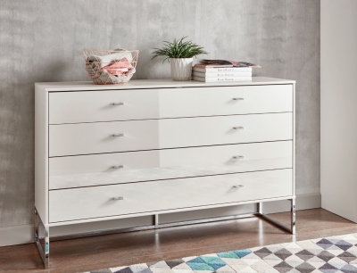 Product photograph of Wiemann Vigo 4 Drawer Large Chest In Champagne from Choice Furniture Superstore
