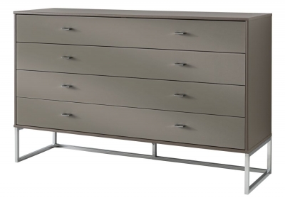 Product photograph of Wiemann Vigo 5 Drawer Large Chest In Havana from Choice Furniture Superstore
