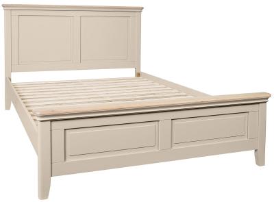 Cromwell Old Lace Painted Bed Comes In 4ft 6in Double And 5ft King Size Options