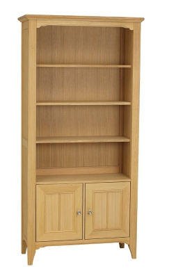 Product photograph of Tch New England Oak Large Bookcase from Choice Furniture Superstore