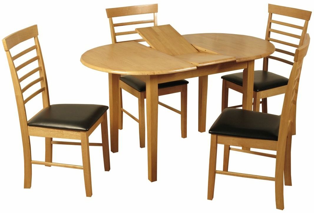 Hanover Light Oak 4 Seater Oval Butterfly Extending Dining Set