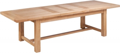 Product photograph of Fairford Oak Large Extending Dining Table from Choice Furniture Superstore