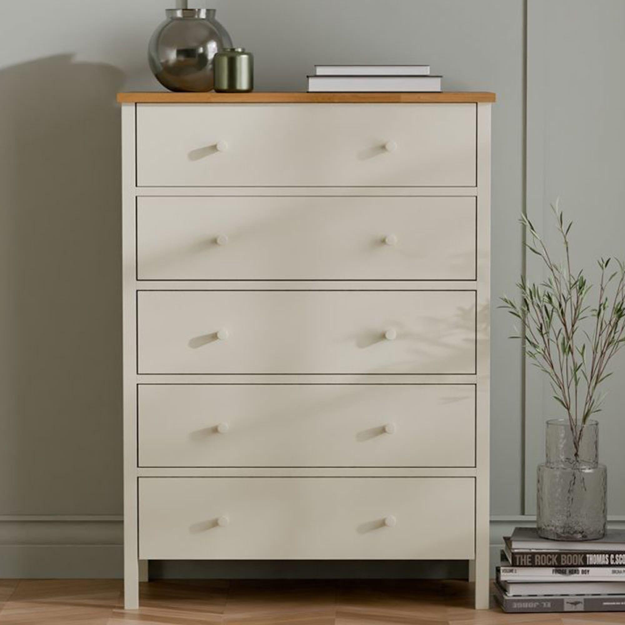 Coxmoor Ivory Painted 5 Drawer Chest