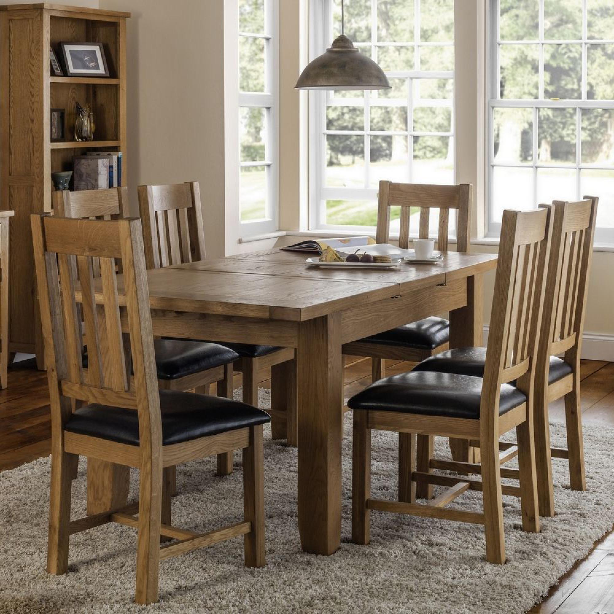 Astoria Oak 4-6 Seater Extending Dining Table