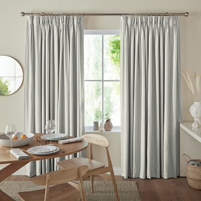 Product photograph of Foden Ivory Curtain from Choice Furniture Superstore