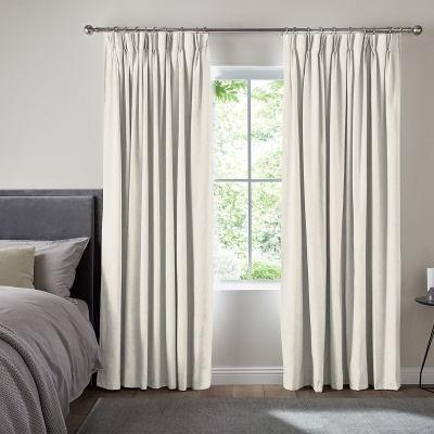 Product photograph of Rudiger Ivory Curtain from Choice Furniture Superstore
