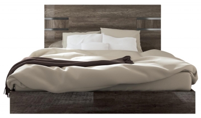 Product photograph of Status Medea Night Vintage Oak Italian Bed from Choice Furniture Superstore