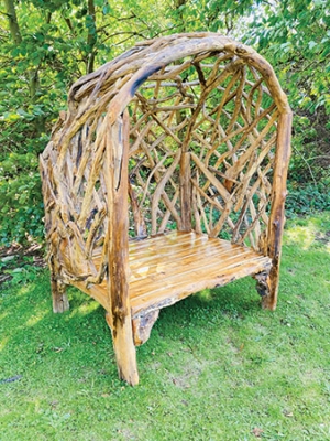 Root Tiki Driftwood Garden Hideaway Bench