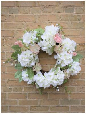 Product photograph of Wreath - 7481 Set Of 2 from Choice Furniture Superstore