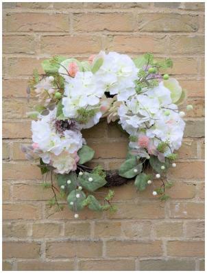 Product photograph of Wreath - 7482 Set Of 2 from Choice Furniture Superstore